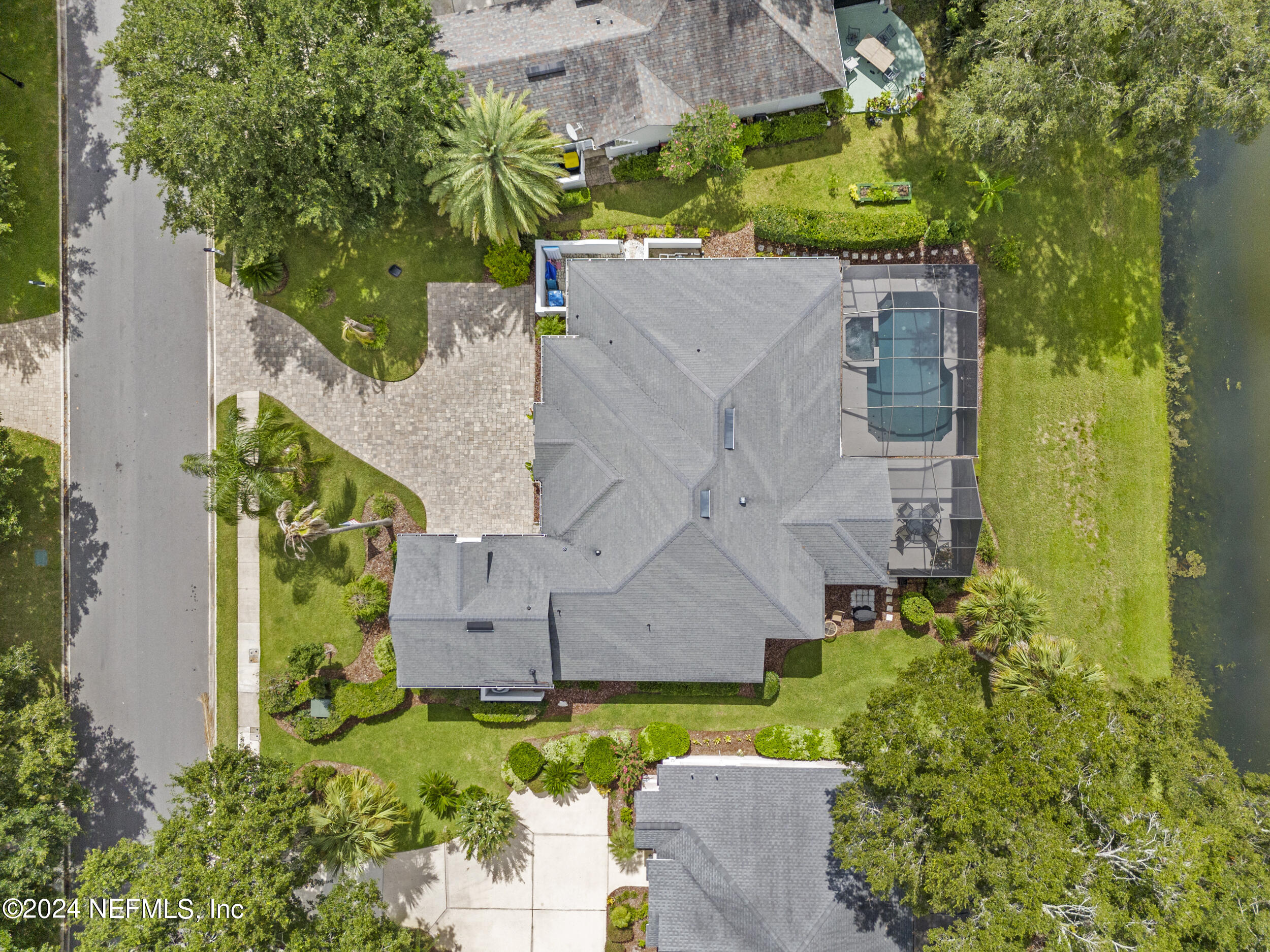 1568 NOTTINGHAM KNOLL Drive