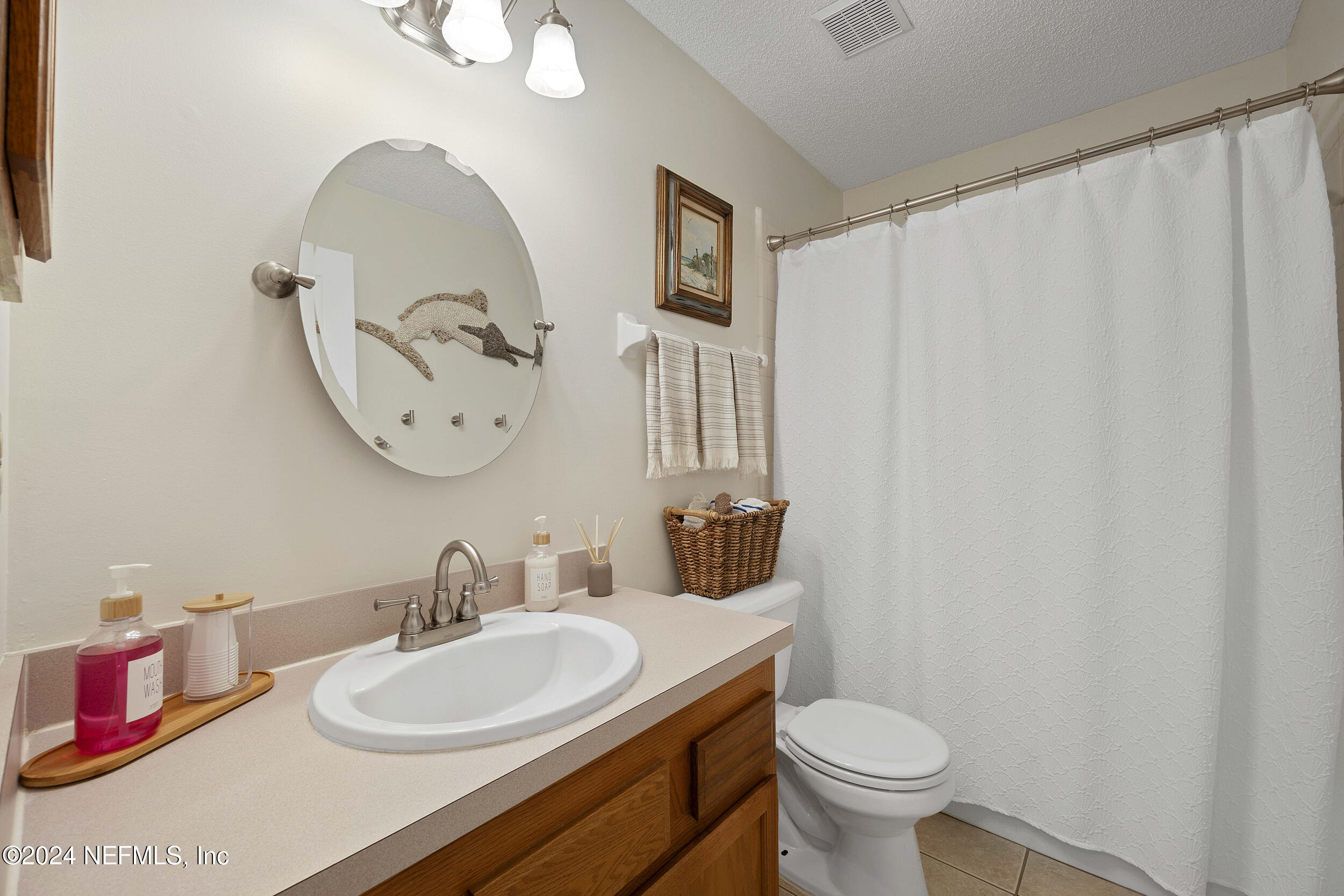 2444 TWIN SPRINGS Drive