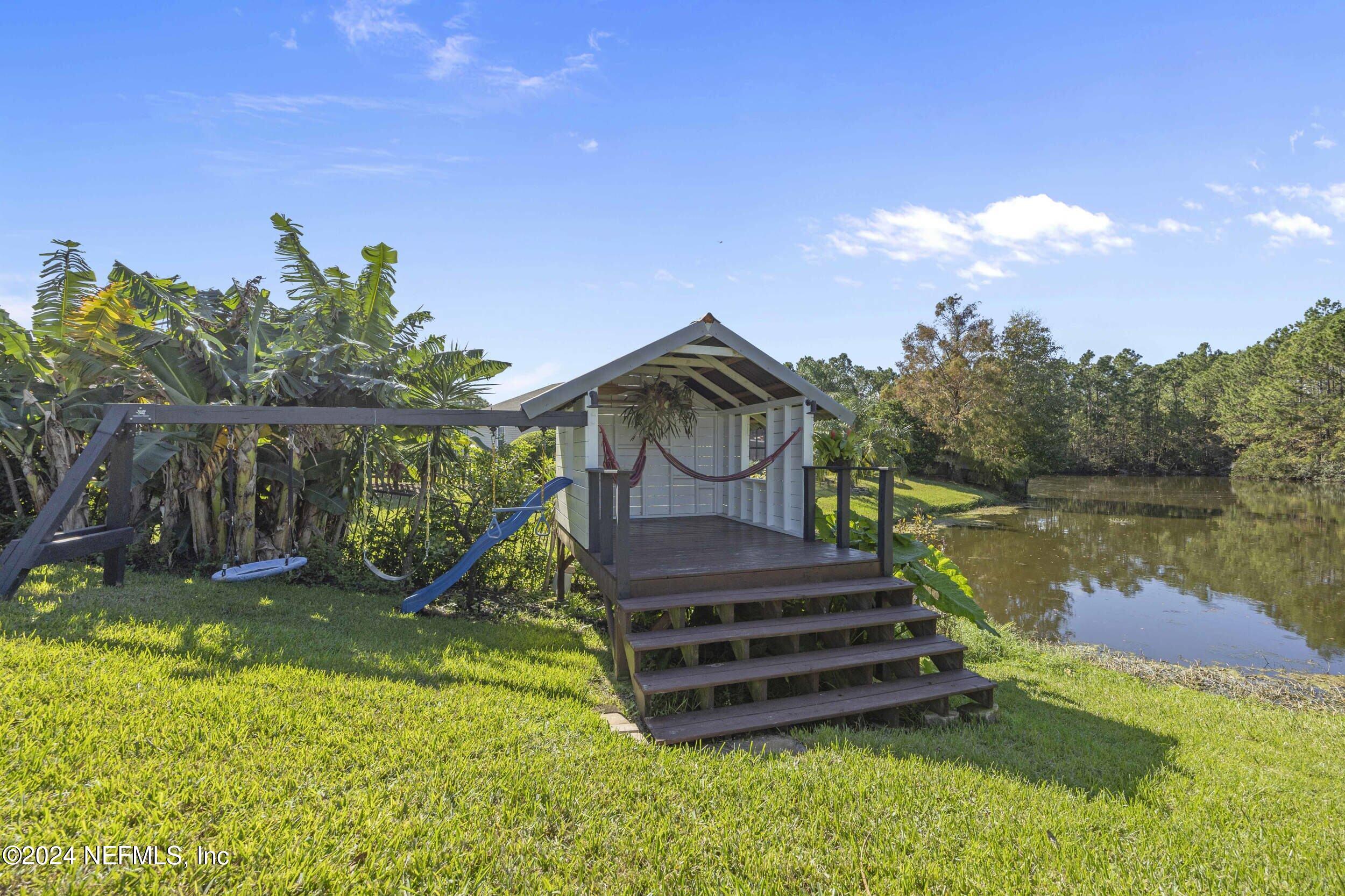 2444 TWIN SPRINGS Drive