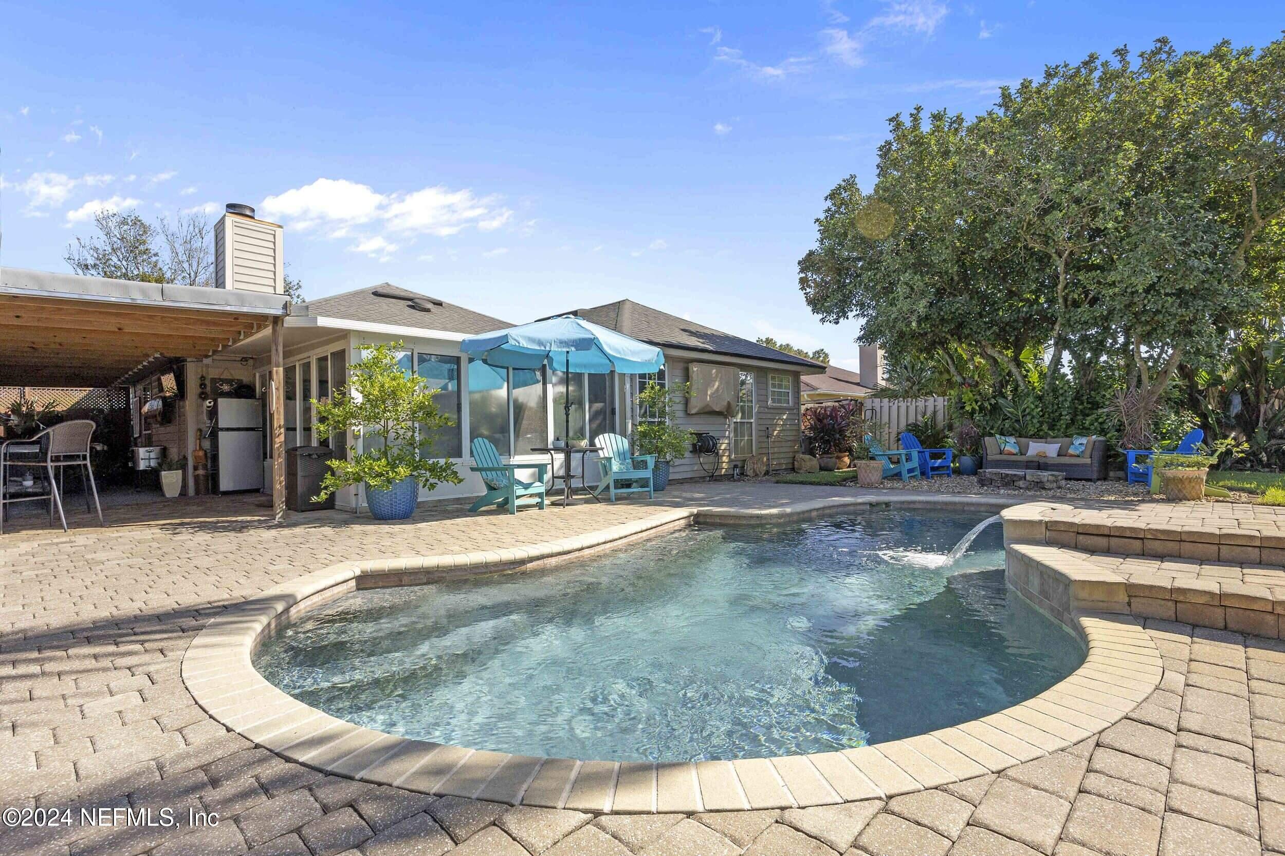 2444 TWIN SPRINGS Drive