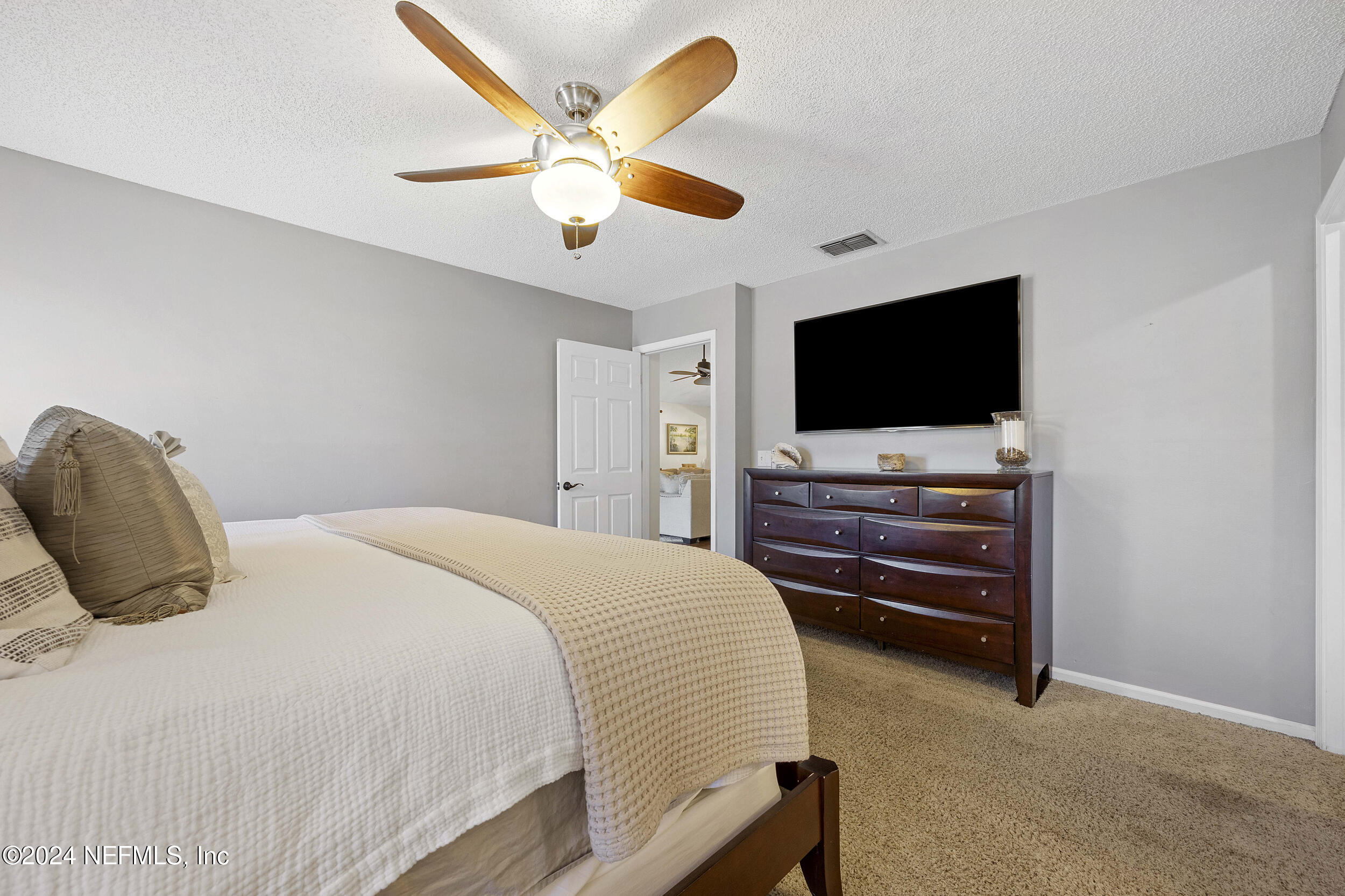 2444 TWIN SPRINGS Drive