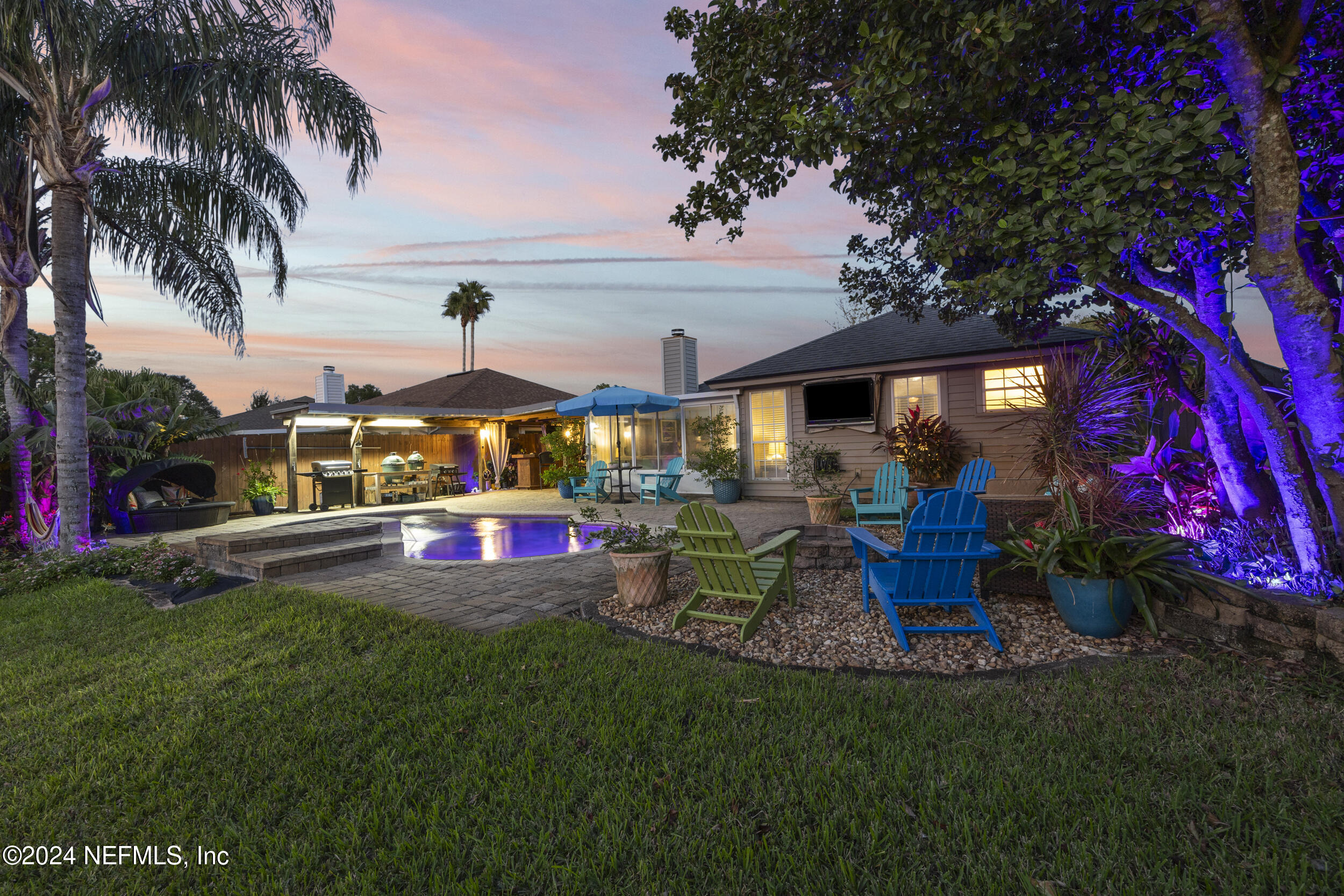 2444 TWIN SPRINGS Drive