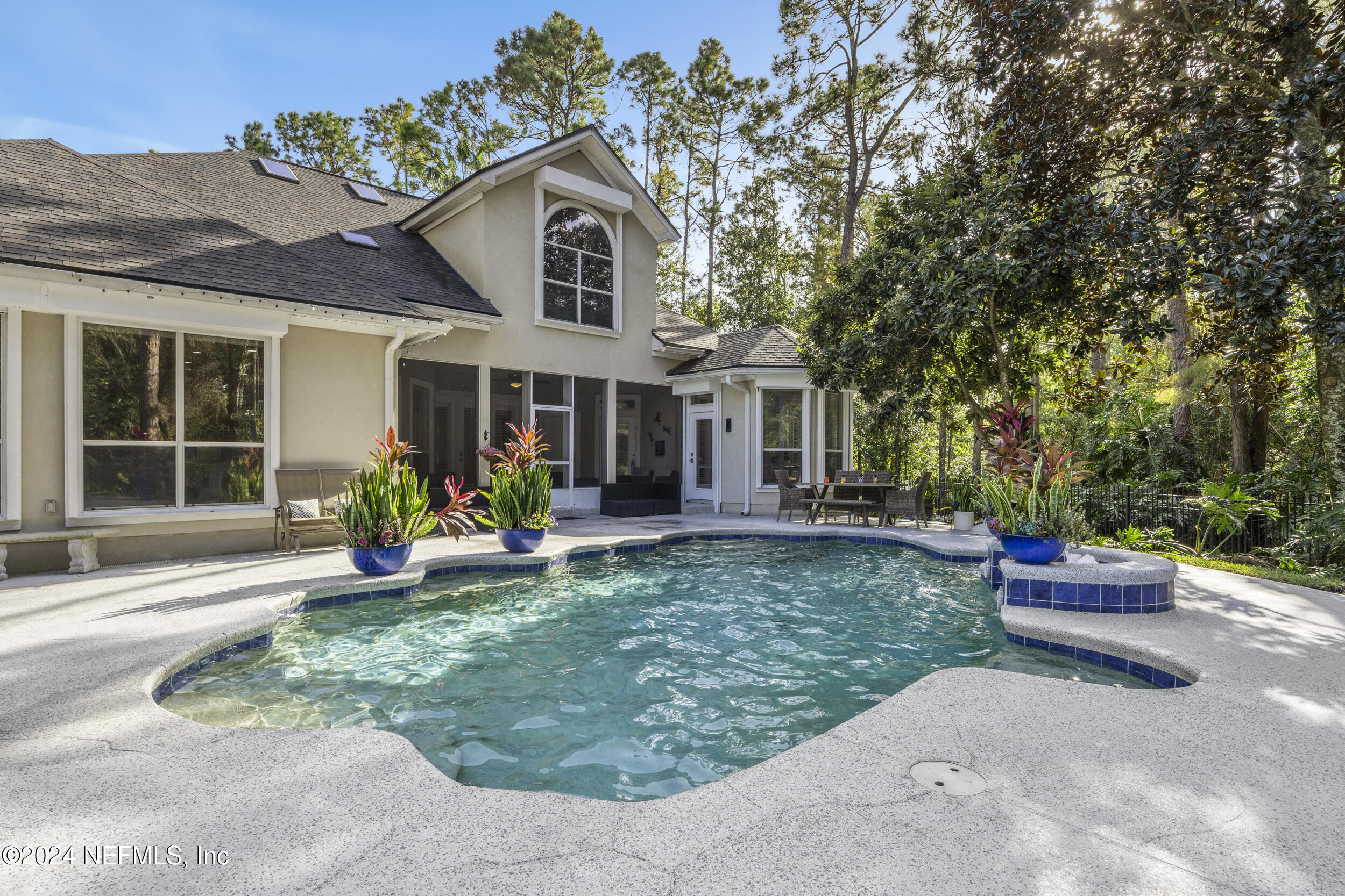 8200 SHADE TREE Court