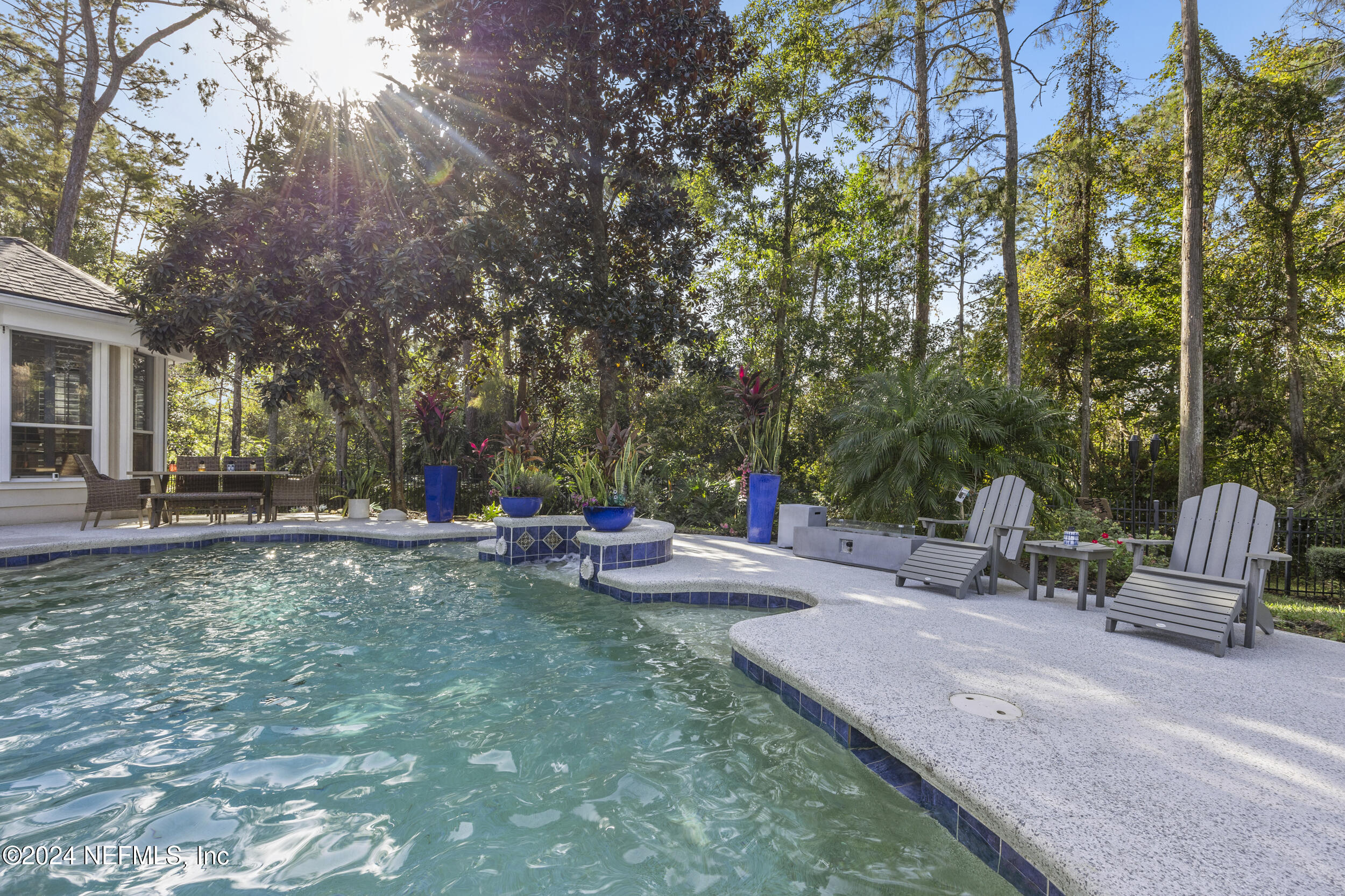 8200 SHADE TREE Court