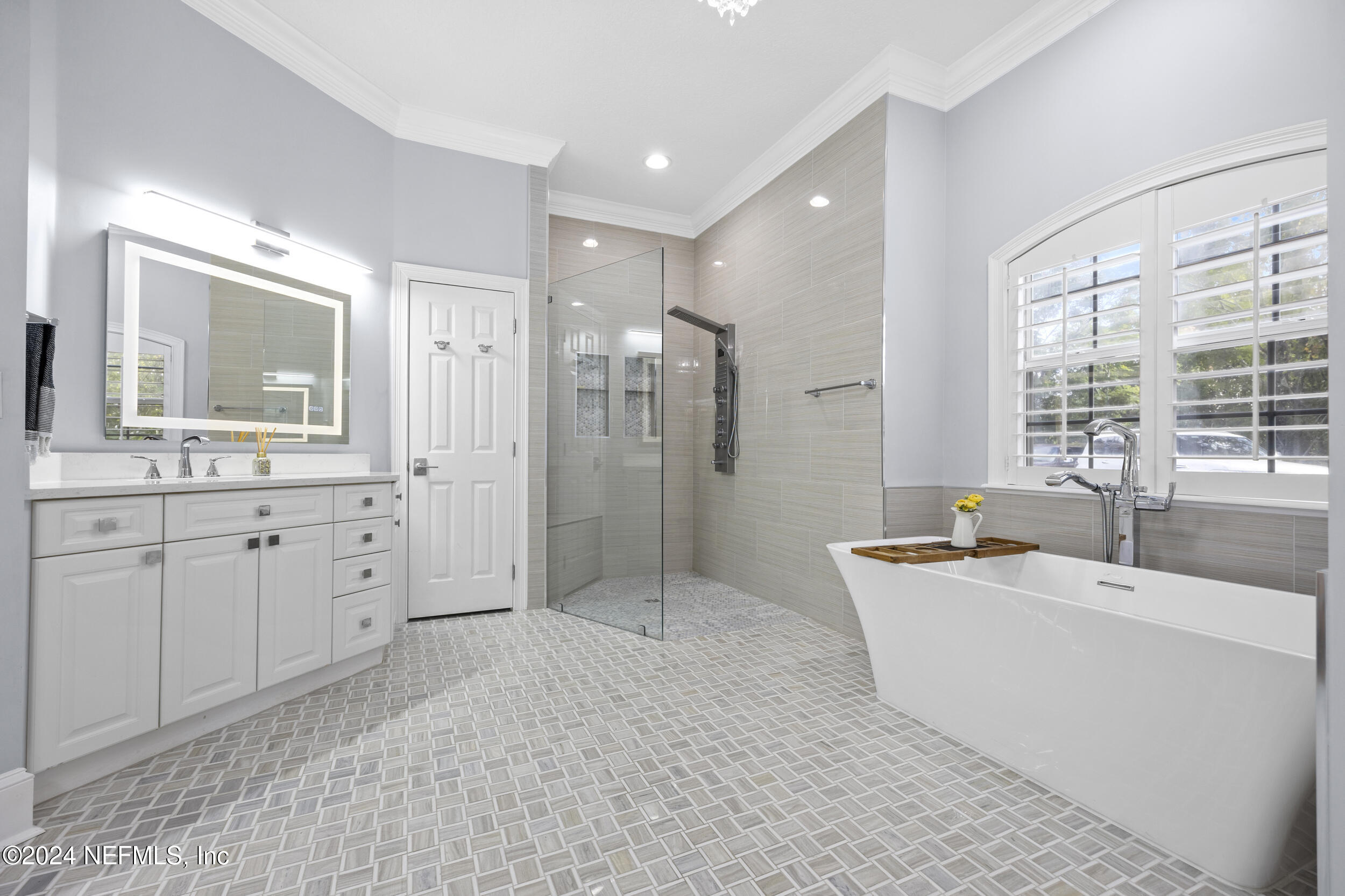 8200 SHADE TREE Court
