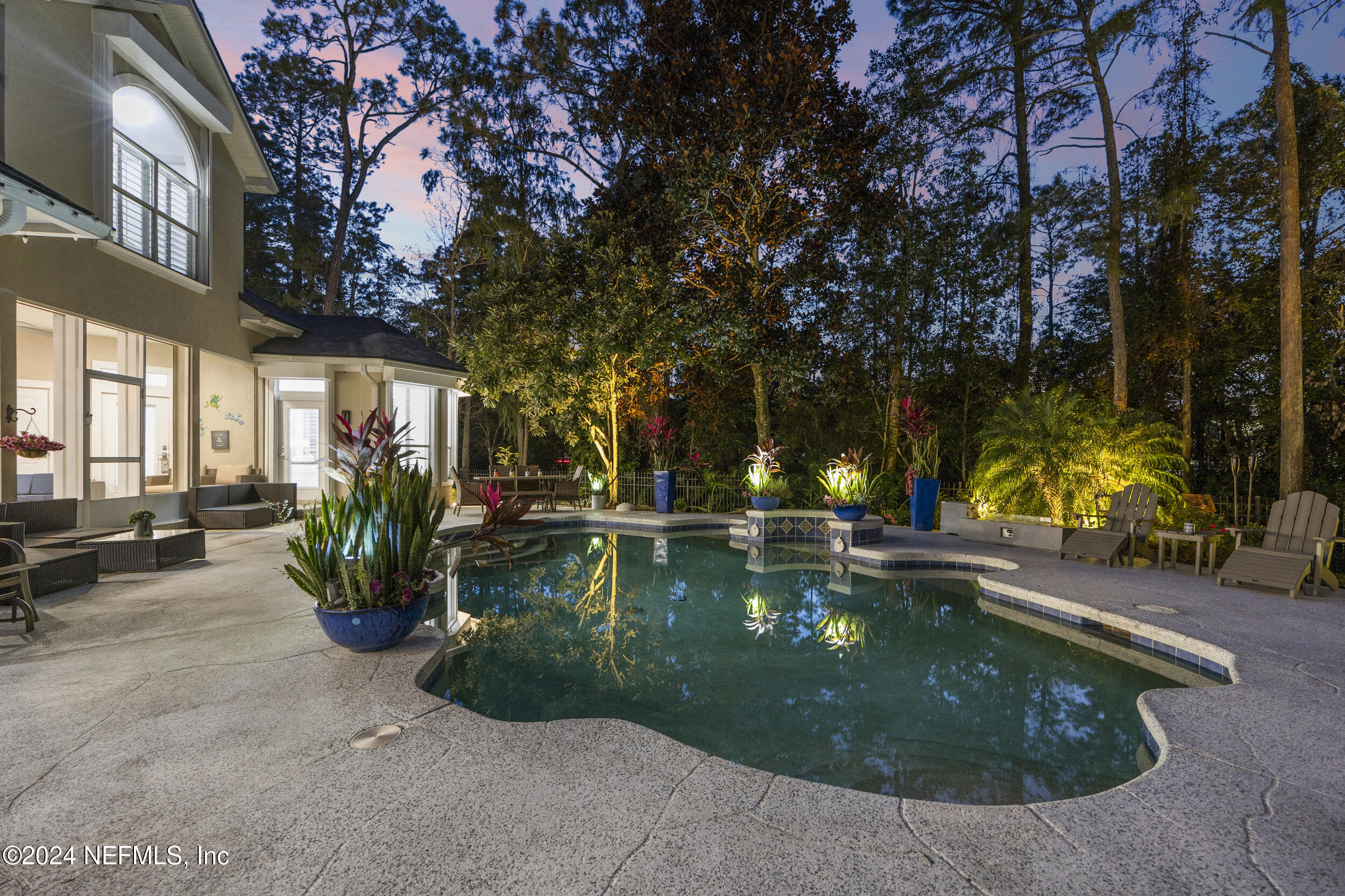 8200 SHADE TREE Court