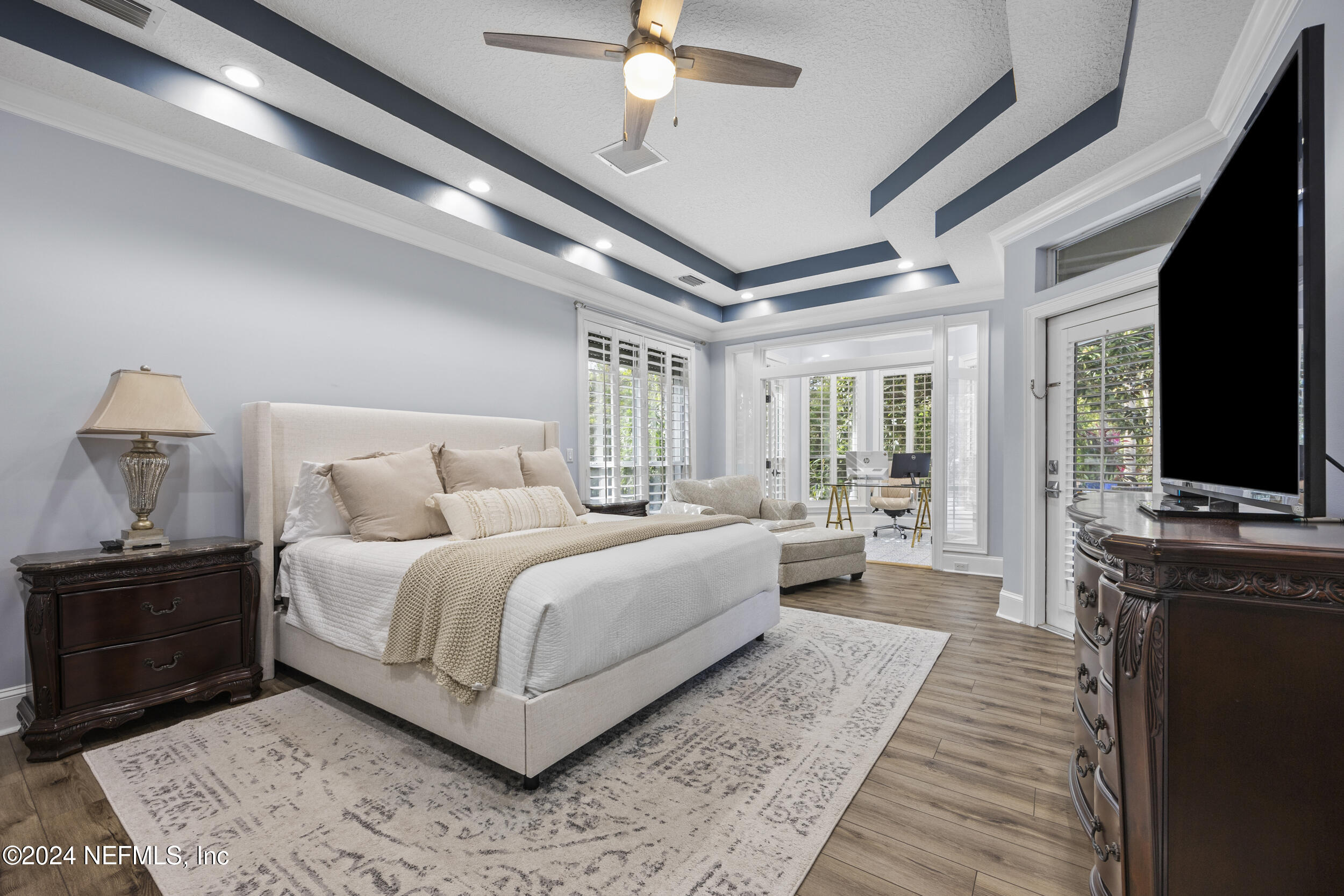 8200 SHADE TREE Court