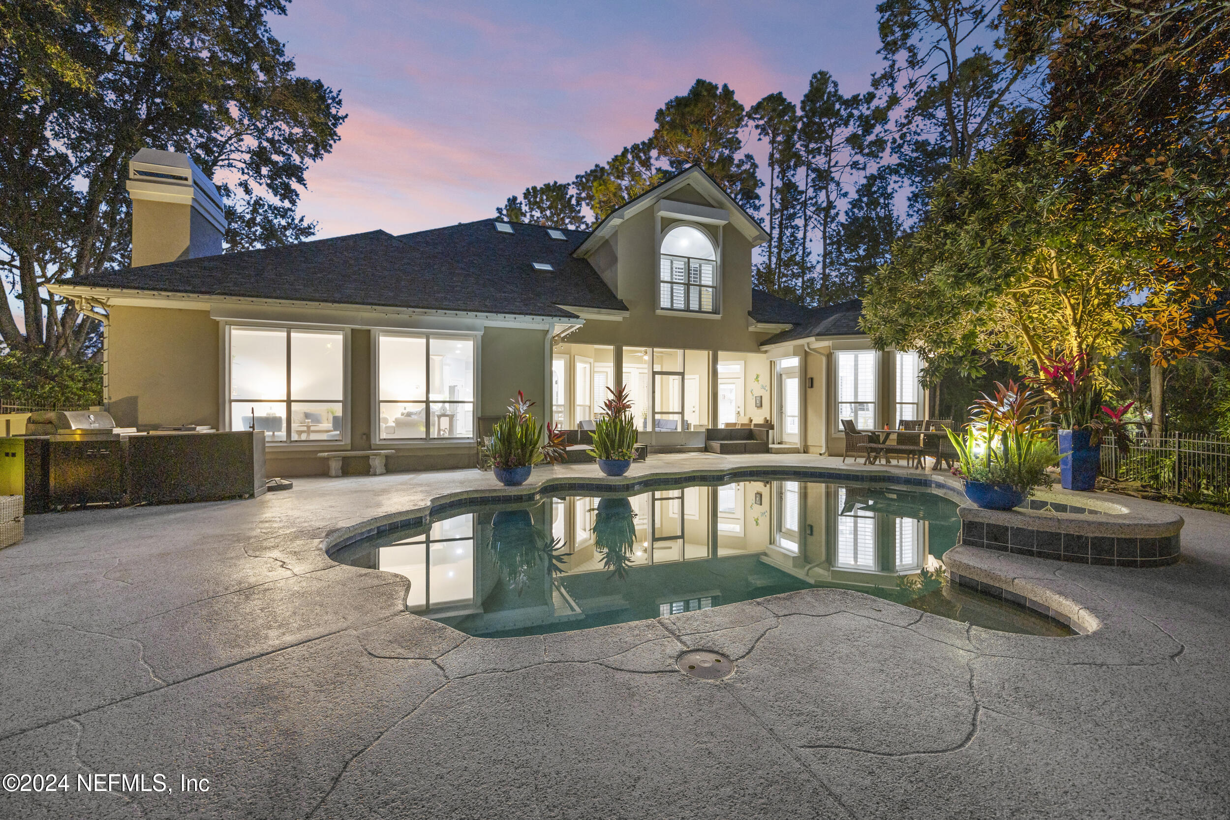8200 SHADE TREE Court