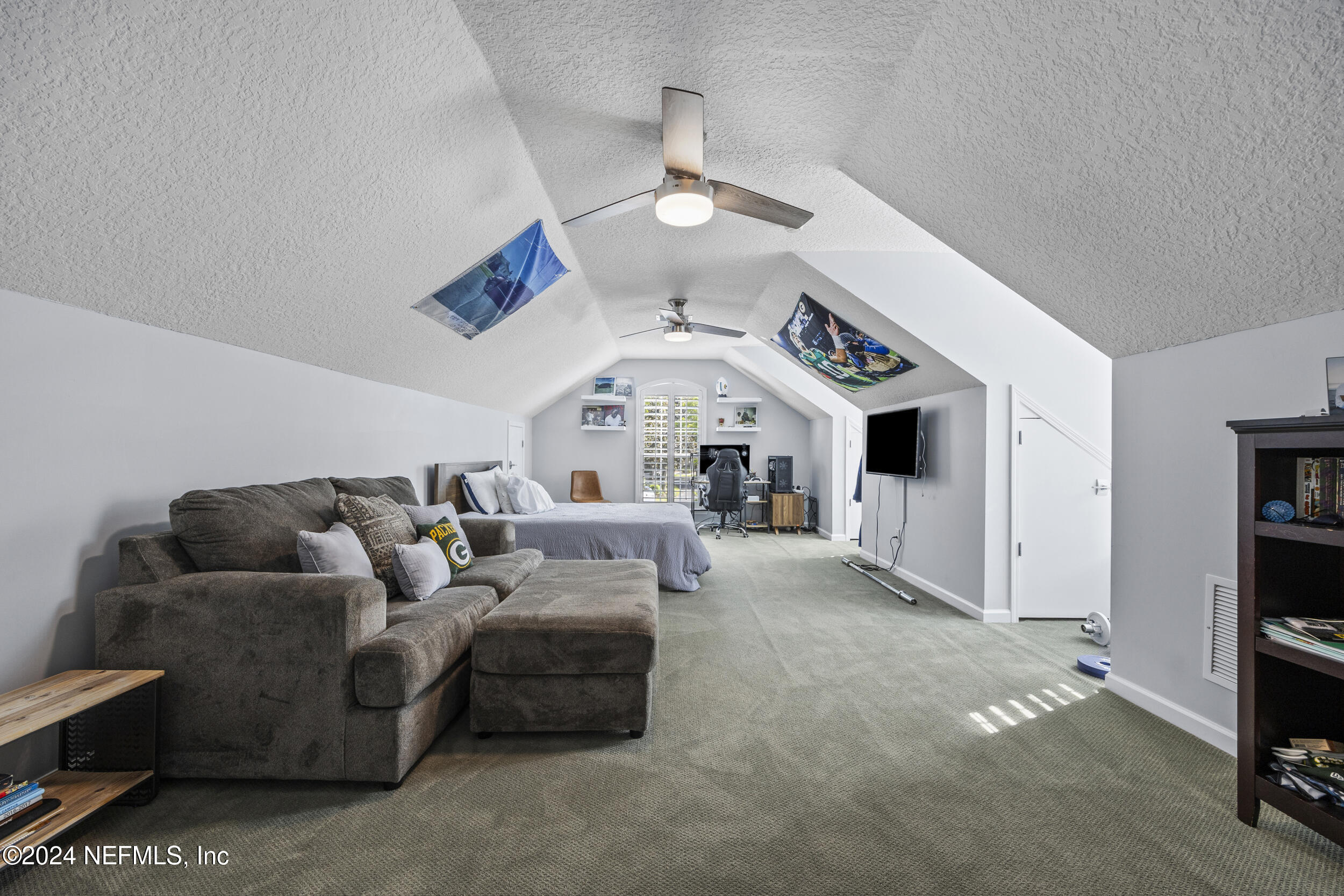 8200 SHADE TREE Court
