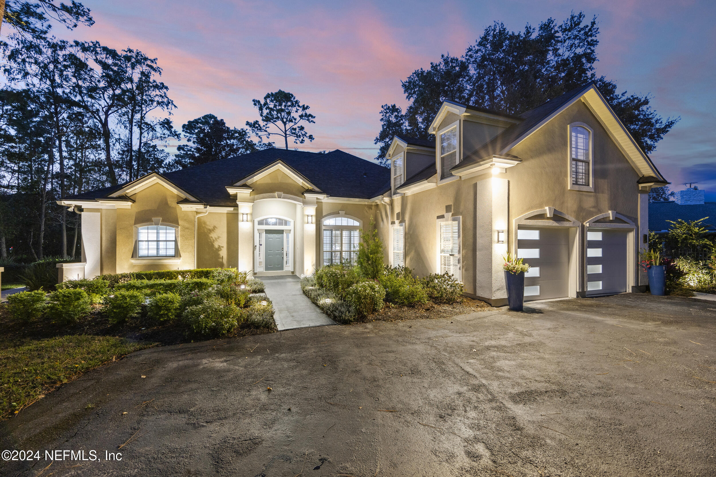 8200 SHADE TREE Court