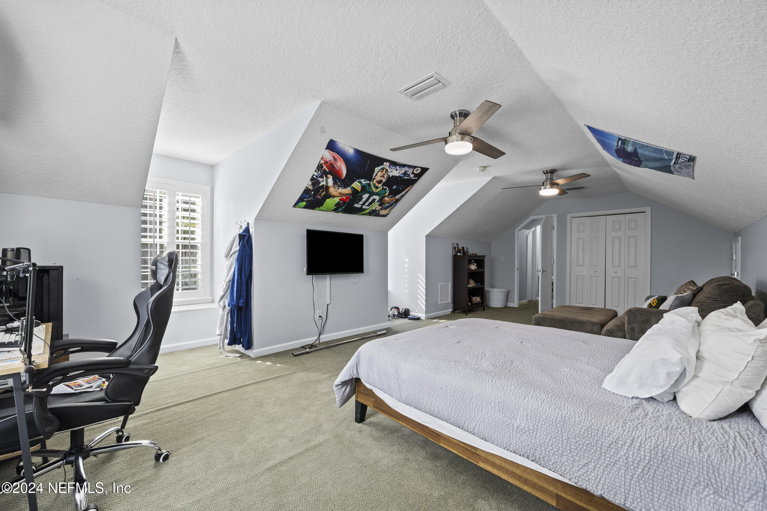 8200 SHADE TREE Court