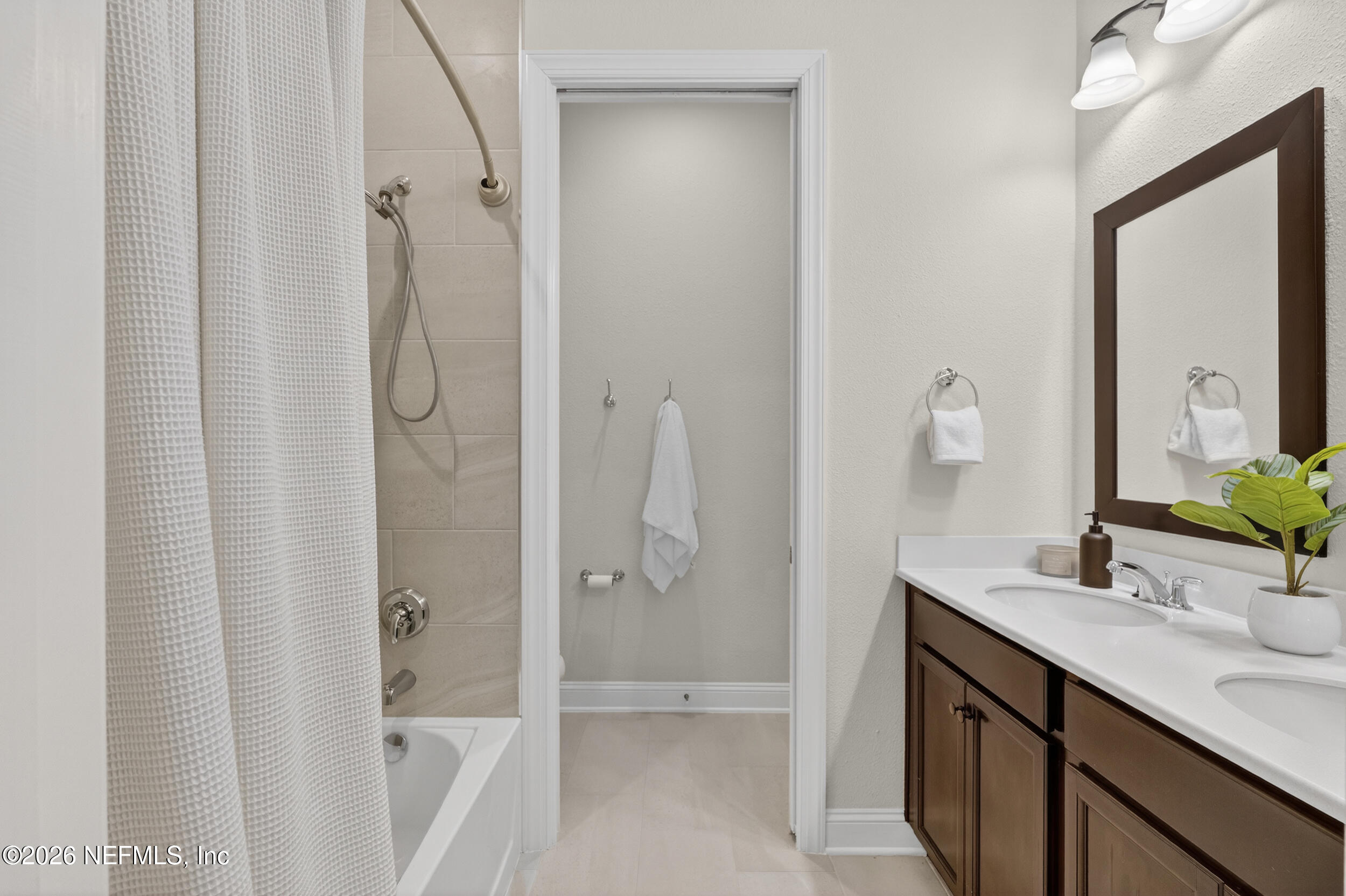 59 VALLEY FALLS Way, St. Johns