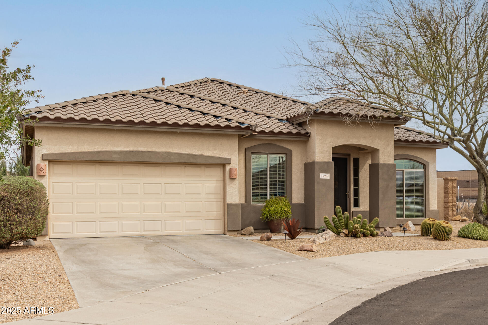 2212 W CALLE DE LAS ESTRELLA Street