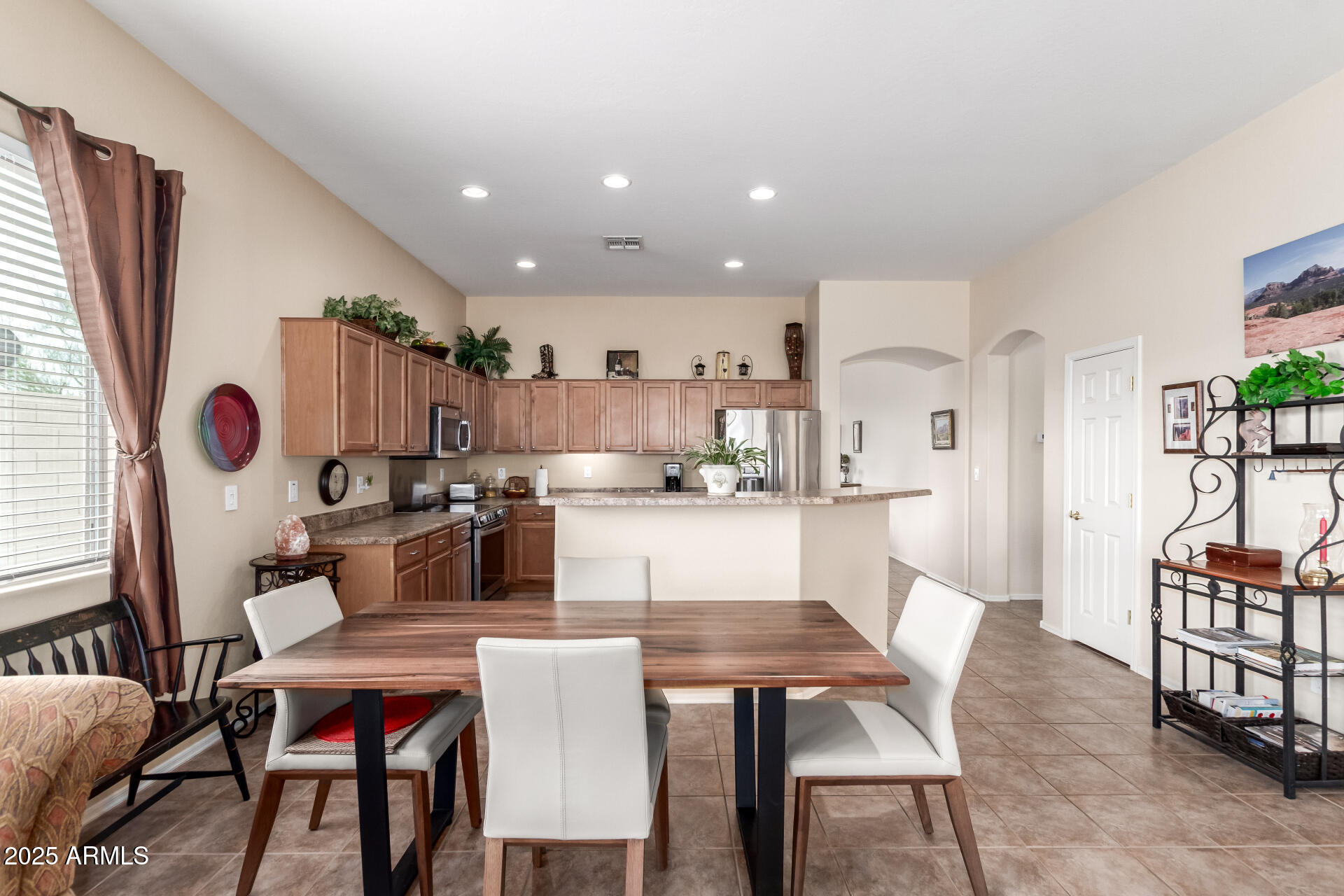 2212 W CALLE DE LAS ESTRELLA Street