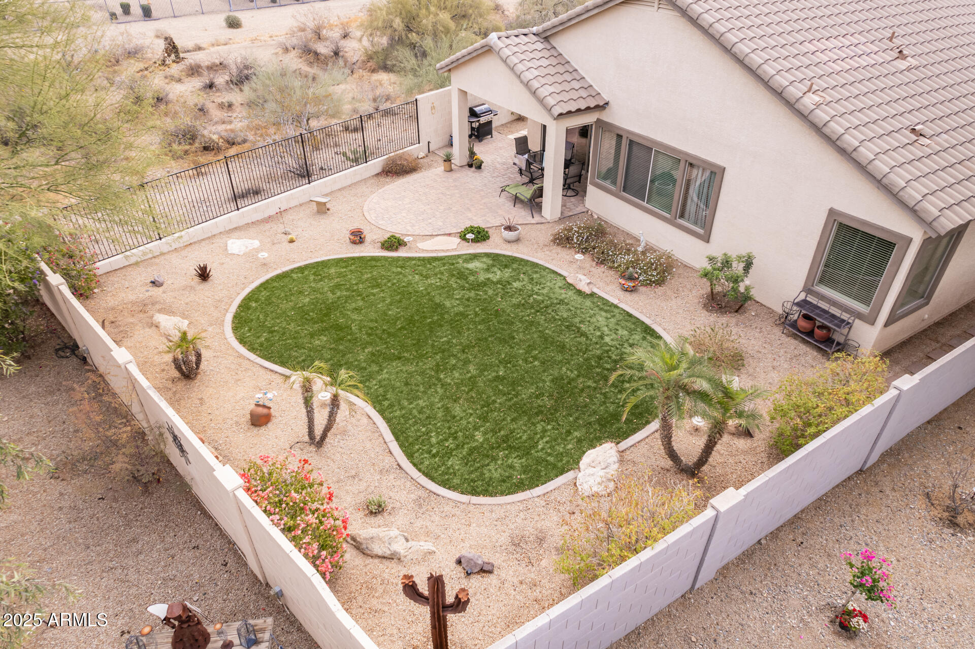 2212 W CALLE DE LAS ESTRELLA Street