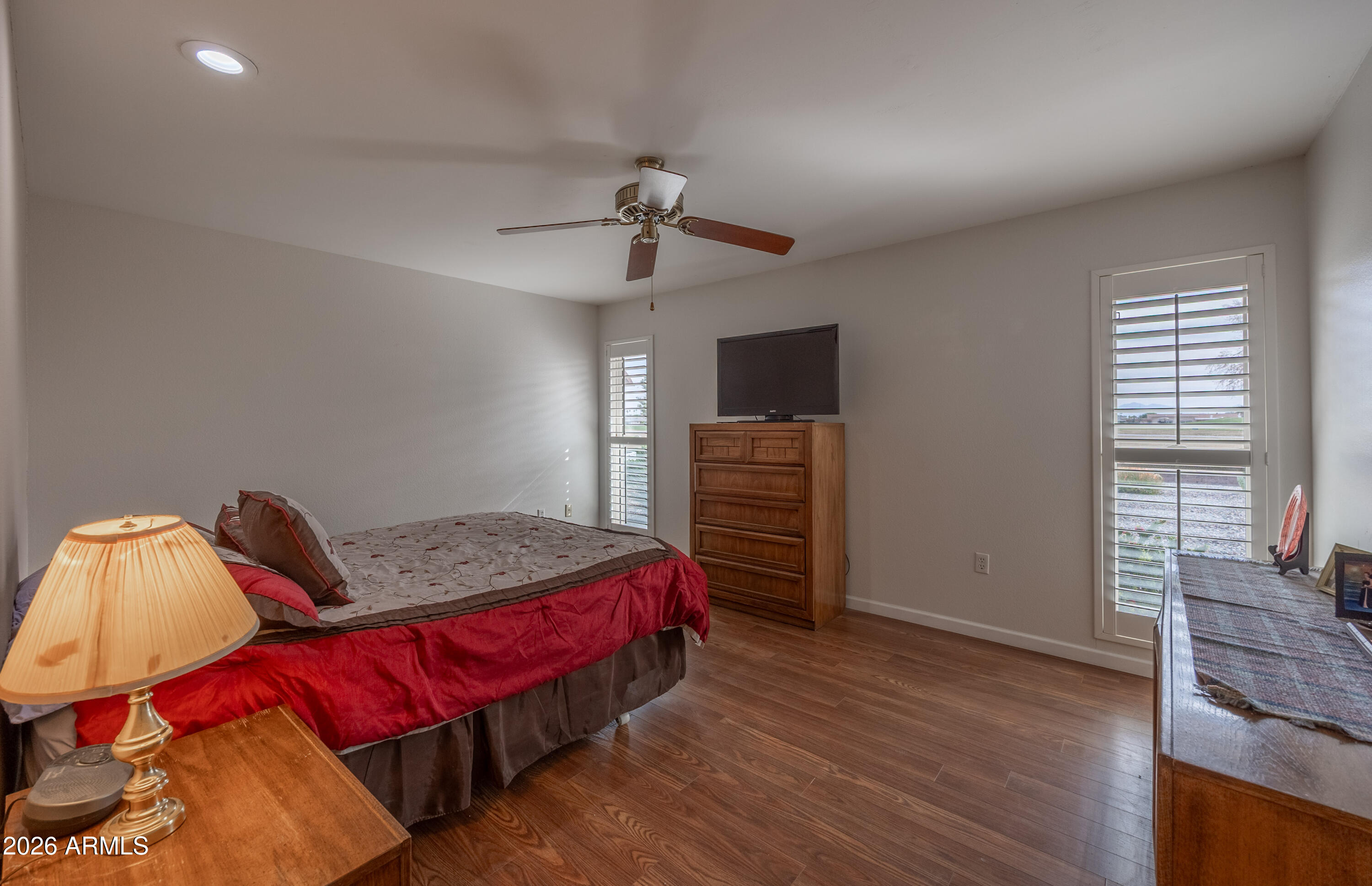 10821 W PINEAIRE Drive