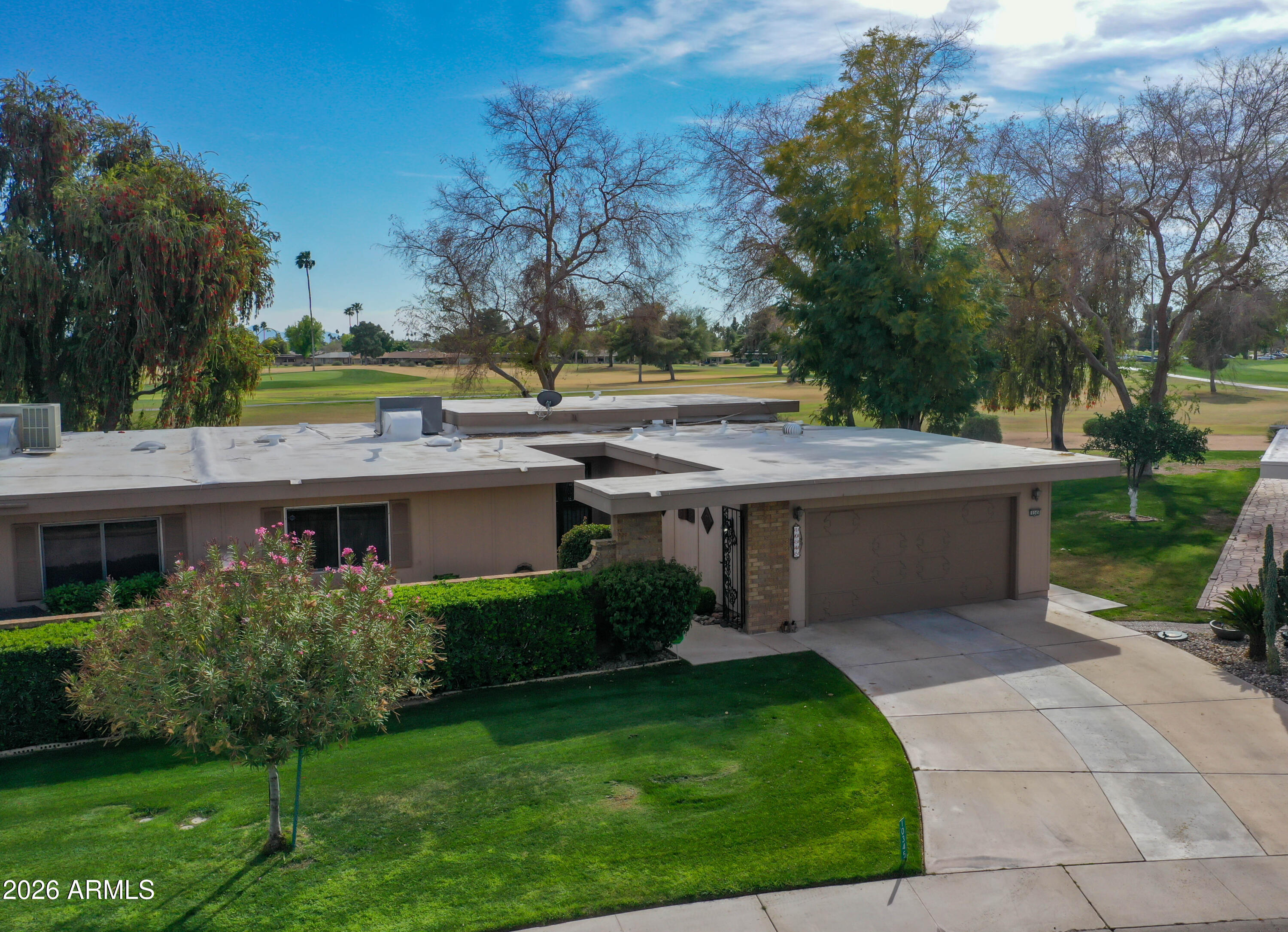 10345 W WILLOWBROOK Drive