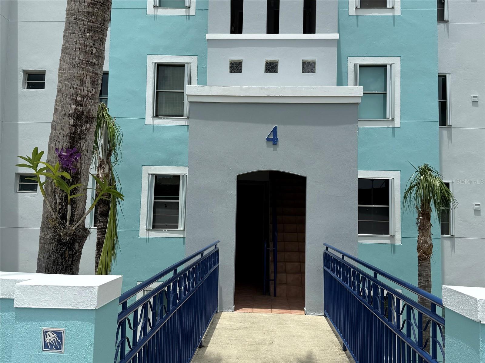 0 CALLE COLONIAL SANTA MARÍA #4-401