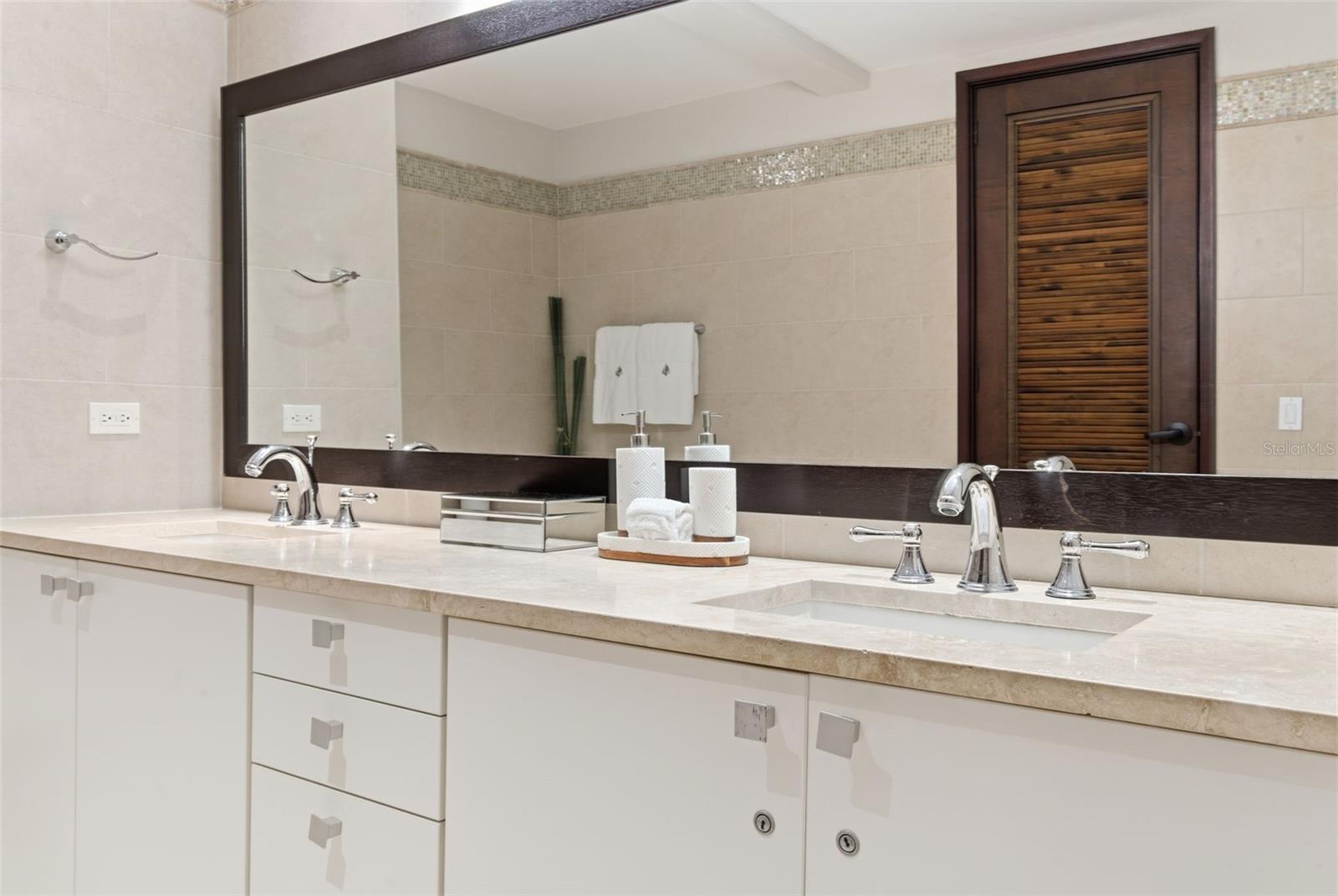 Building 8 LAS VERANDAS BAHIA BEACH #8371