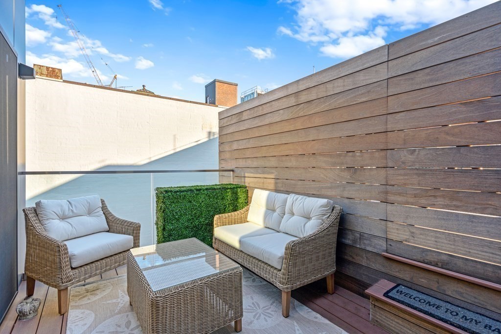 355 Congress St. Unit: PH1