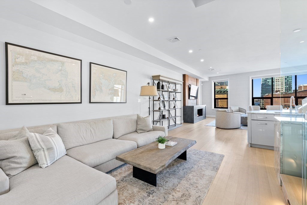 355 Congress St. Unit: PH1