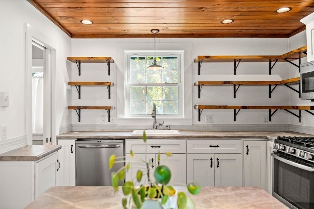 48 Phillips Court # 48