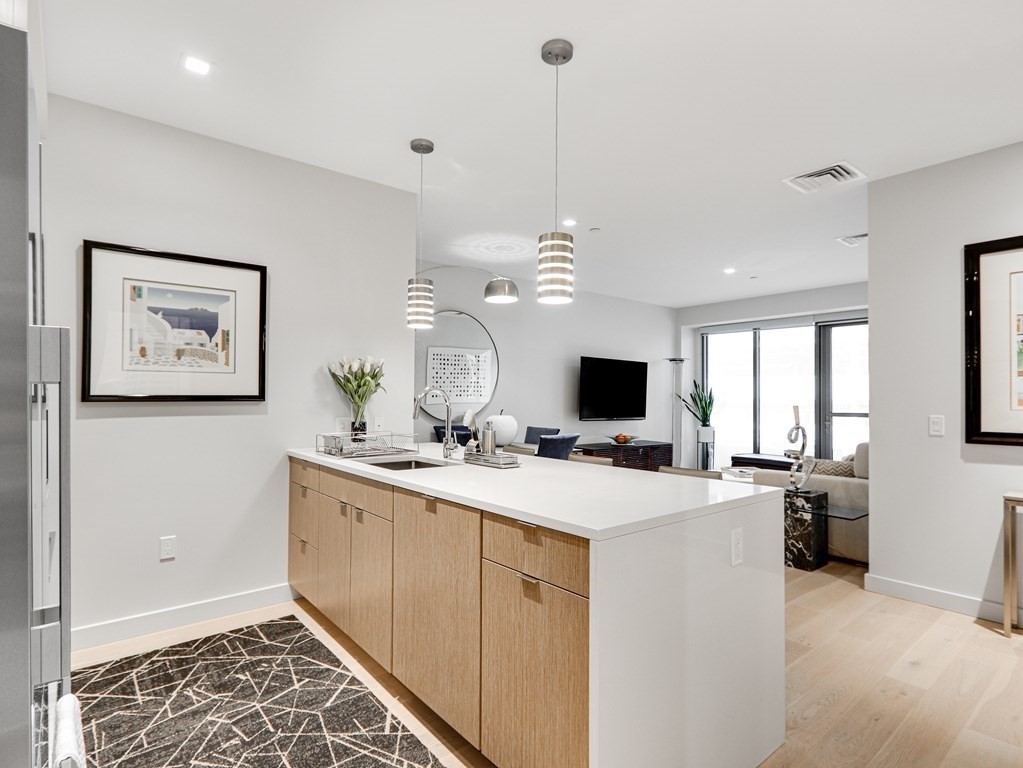 375 Canal Street # 601