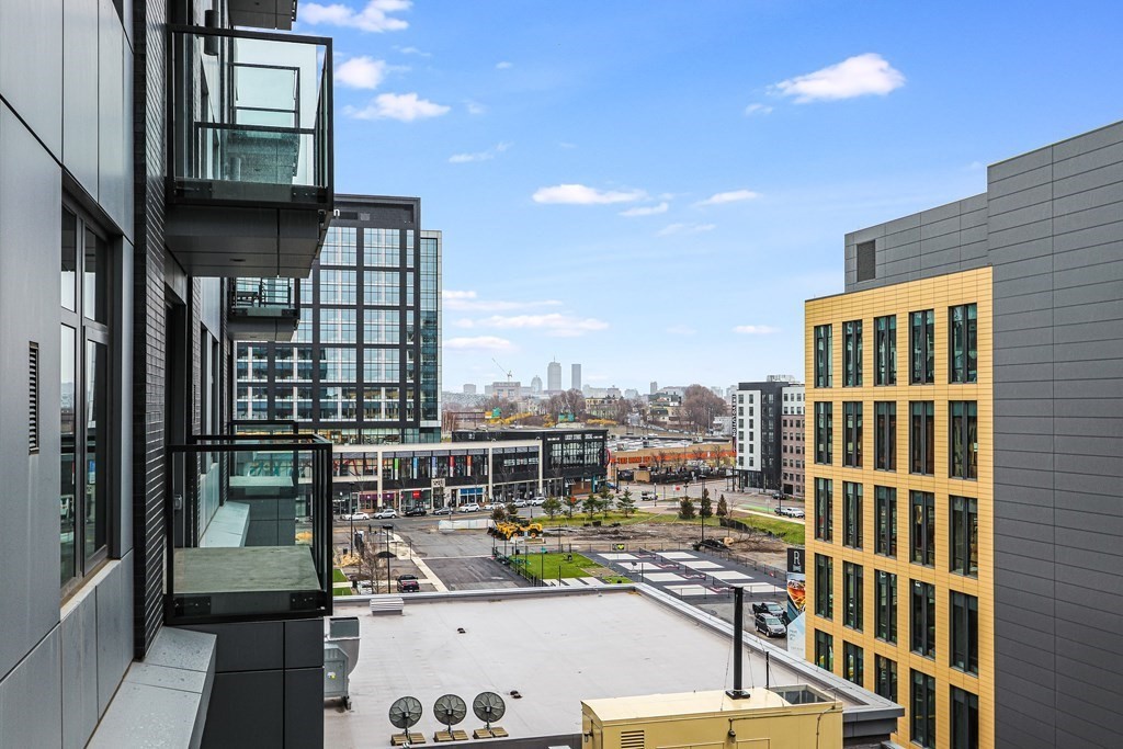 375 Canal Street # 601