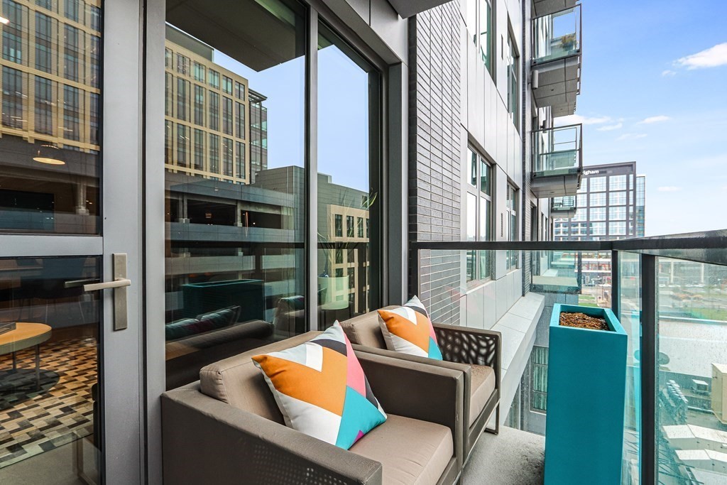 375 Canal Street # 601