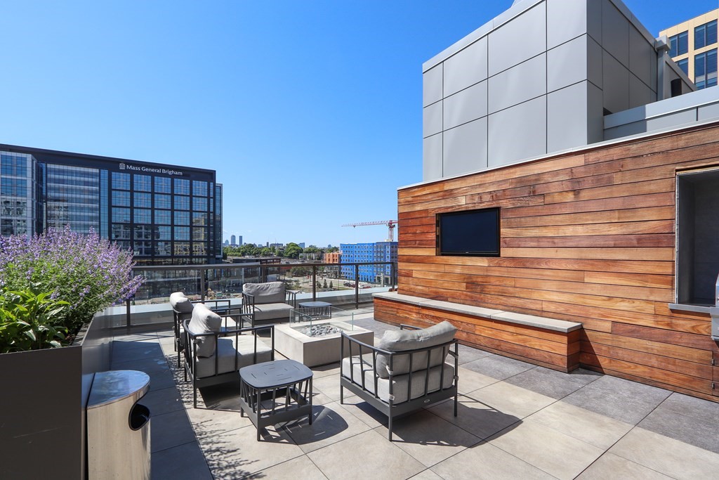 375 Canal Street # 601