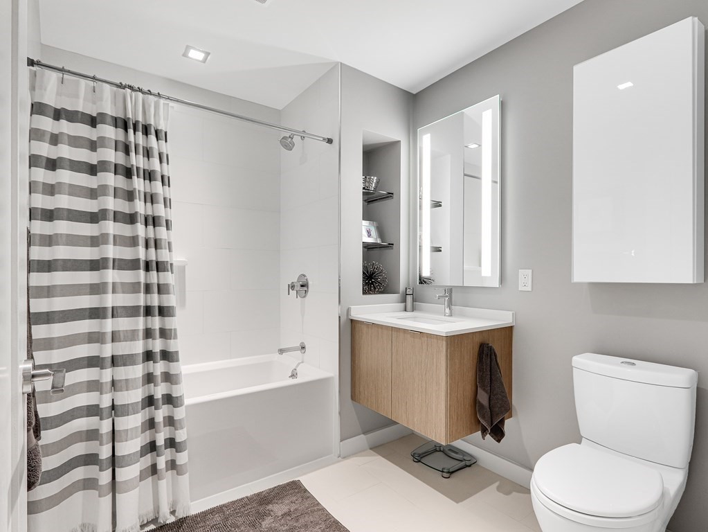 375 Canal Street # 601