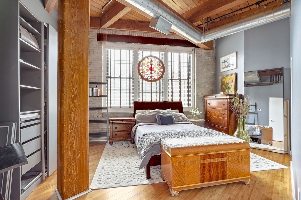 43 Charlton Street # B102