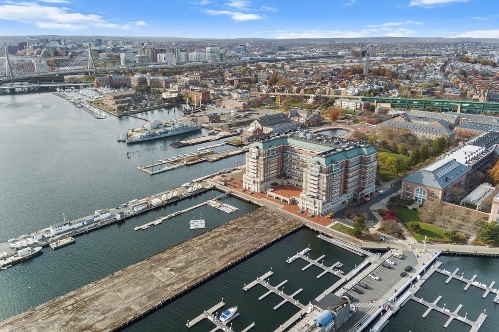 197 Eighth Street Unit: PH12