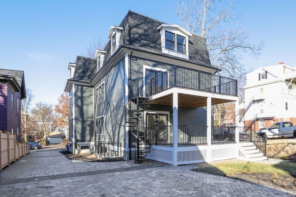 63 Putnam Street # 2