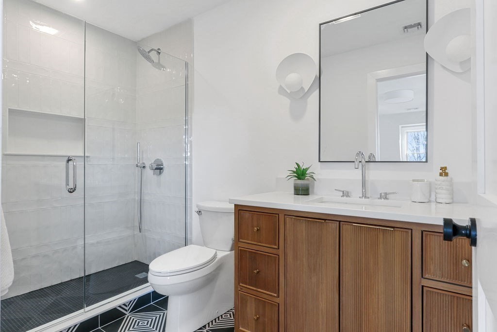 63 Putnam Street # 2