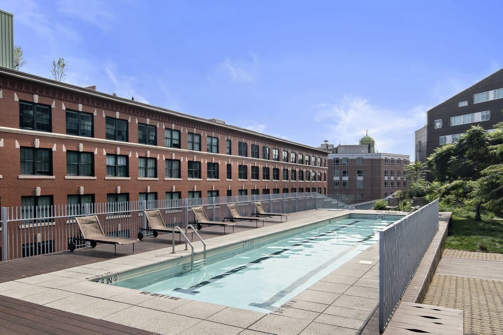 9 West Broadway # 210