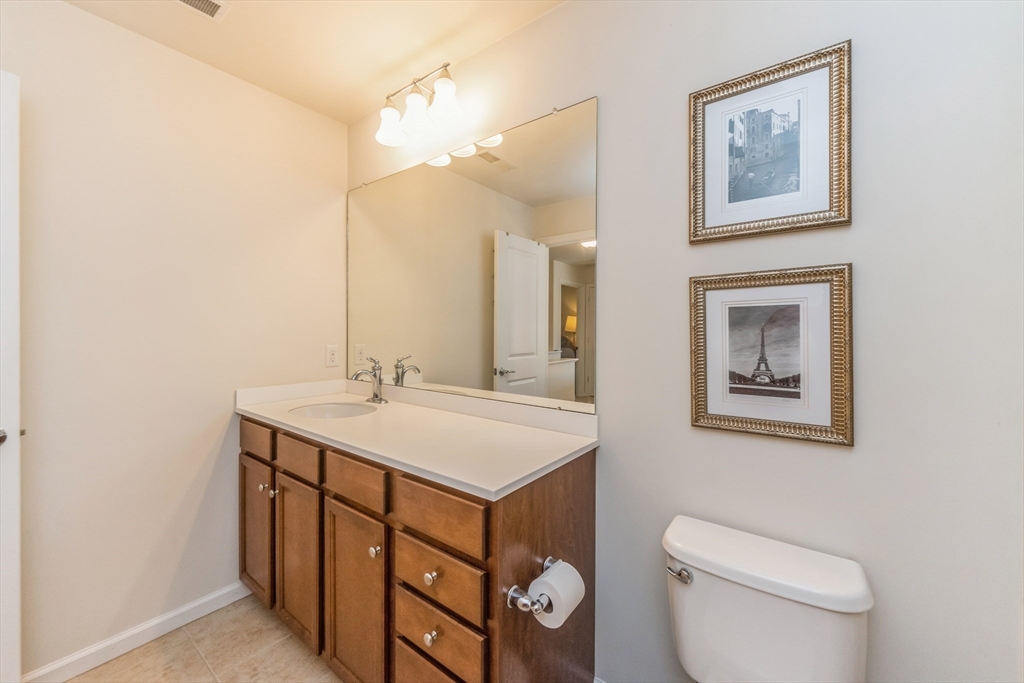 233 Sandtrap Ct # 88