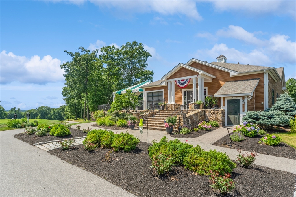 233 Sandtrap Ct # 88