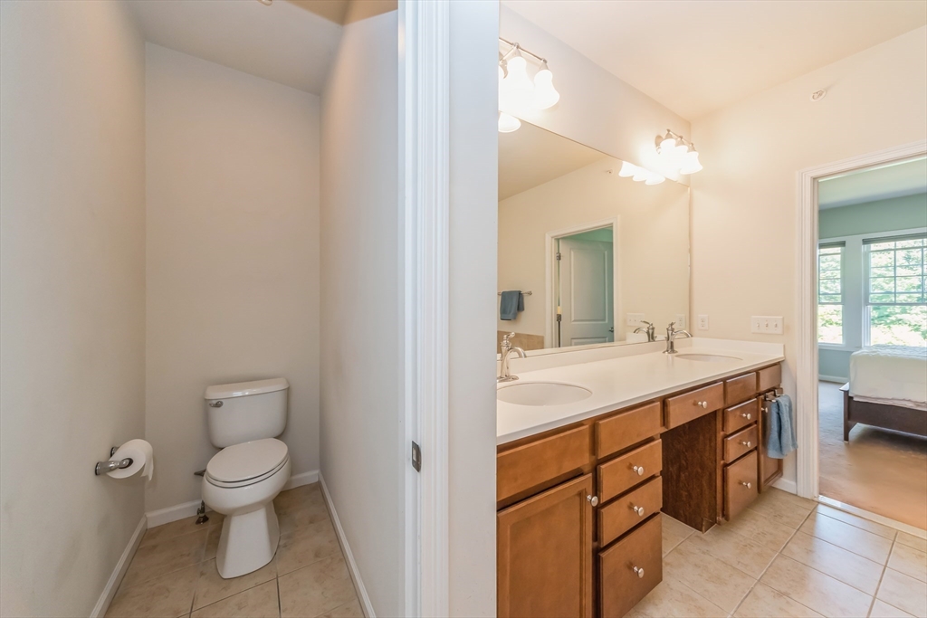 233 Sandtrap Ct # 88