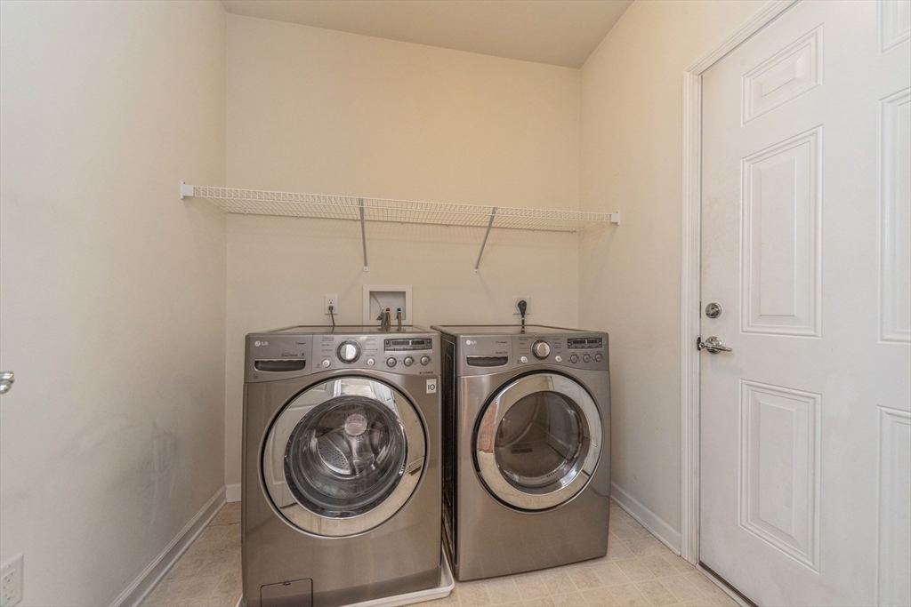 233 Sandtrap Ct # 88