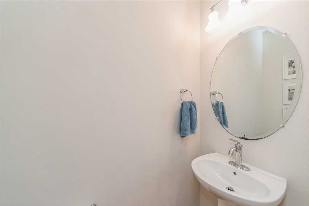 233 Sandtrap Ct # 88