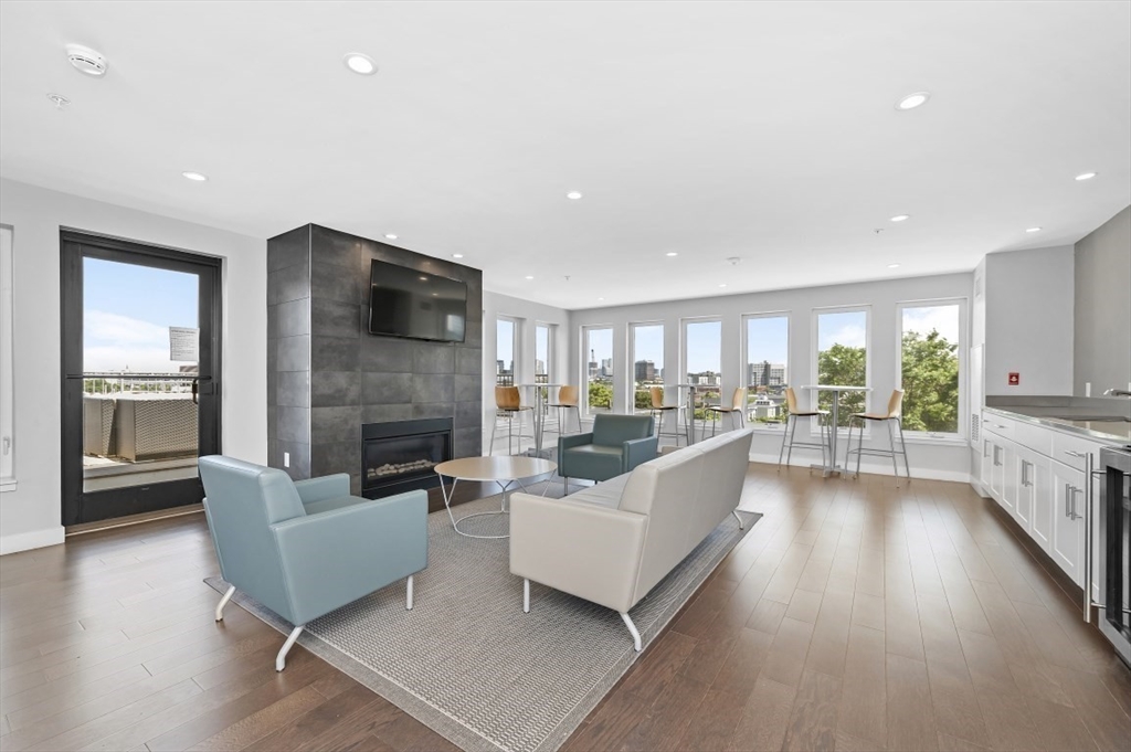 197 Washington St # 410