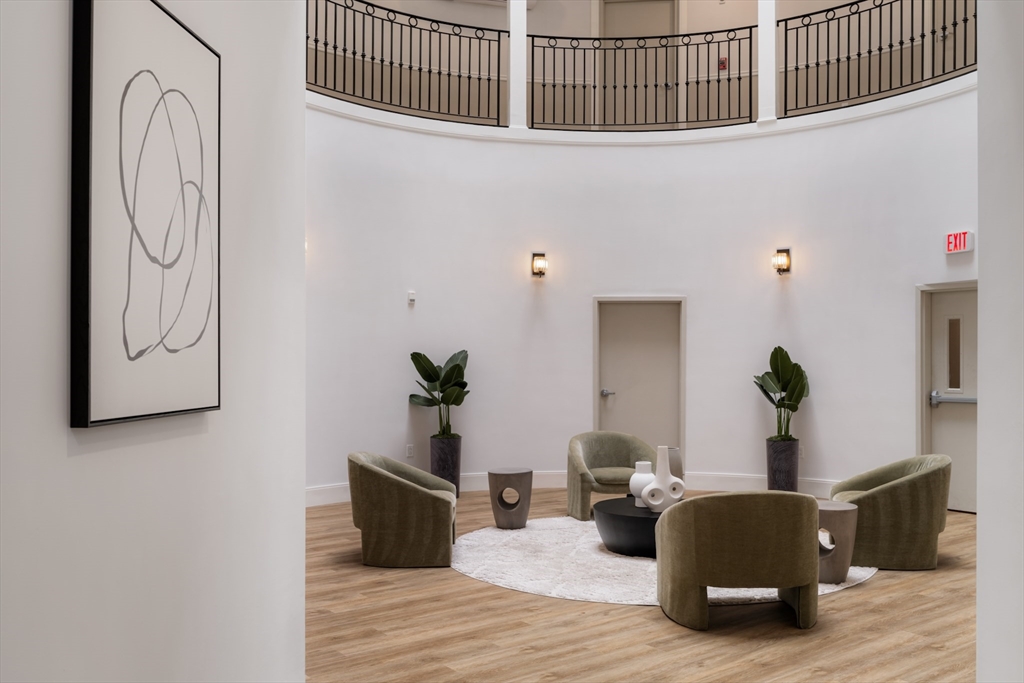 480 West Broadway # 304