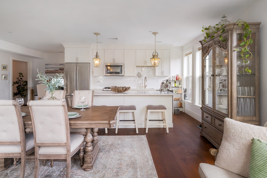 480 West Broadway # 304