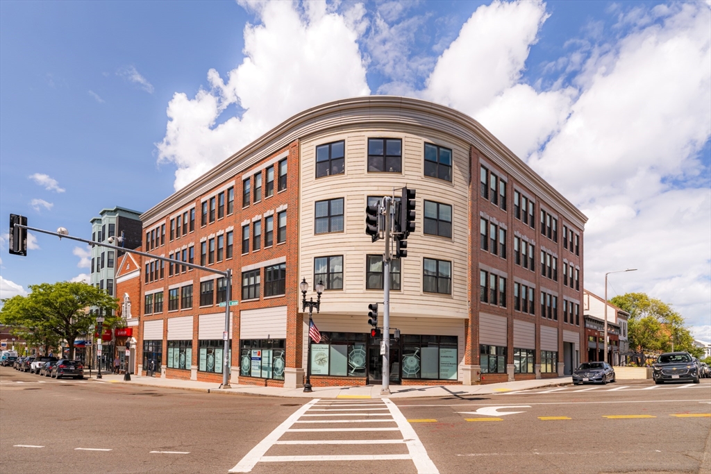 480 West Broadway # 304