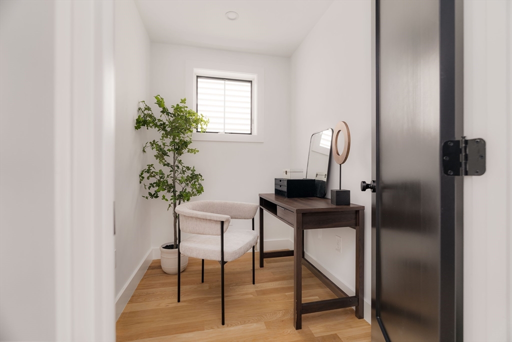 272 East Eagle St # 1