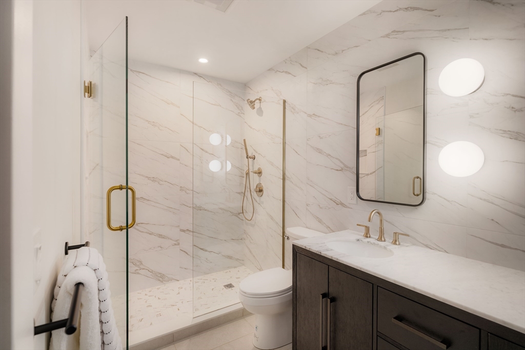 272 East Eagle St # 1