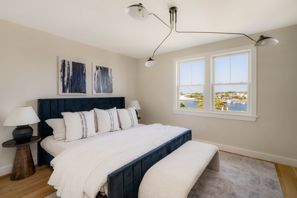 272 East Eagle St # 6