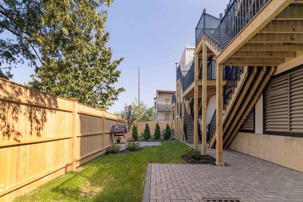 272 East Eagle St # 3