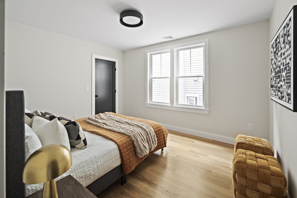 272 East Eagle St # 3